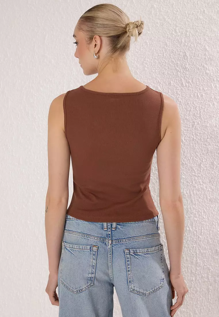 Brown Buttoned Fitted/Fitted Ribbed Stretch Knit Blouse