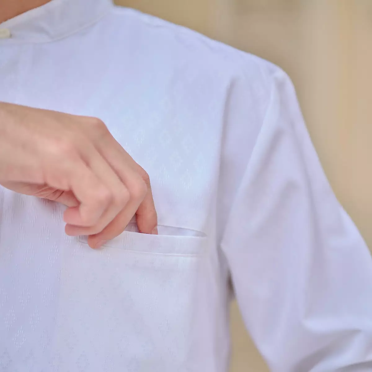 ZM Zaskia Mecca - Elgin White Kemeja Koko Pria Lengan Panjang - White Series - Binar Samudra