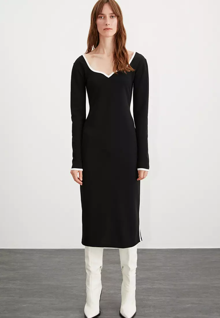 Mirabel Heart Collar Stretchy Crepe Knitted Fabric Fitted Midi Dress