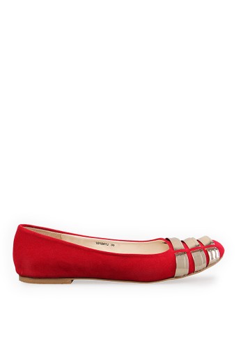 Chic Flat Red
