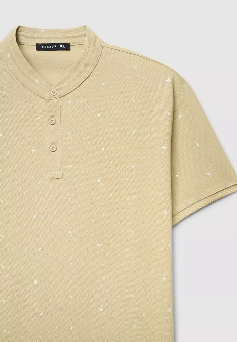 Man Short-Sleeved T-Shirt