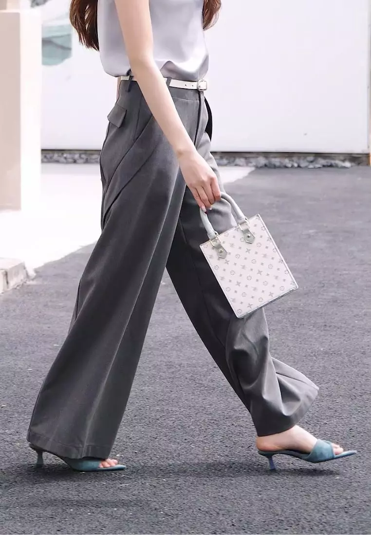 Women's Monogram Top Handle Bag / Sling Bag / Crossbody Bag (Tas Selempang / Tas Tangan) - Abu-Abu