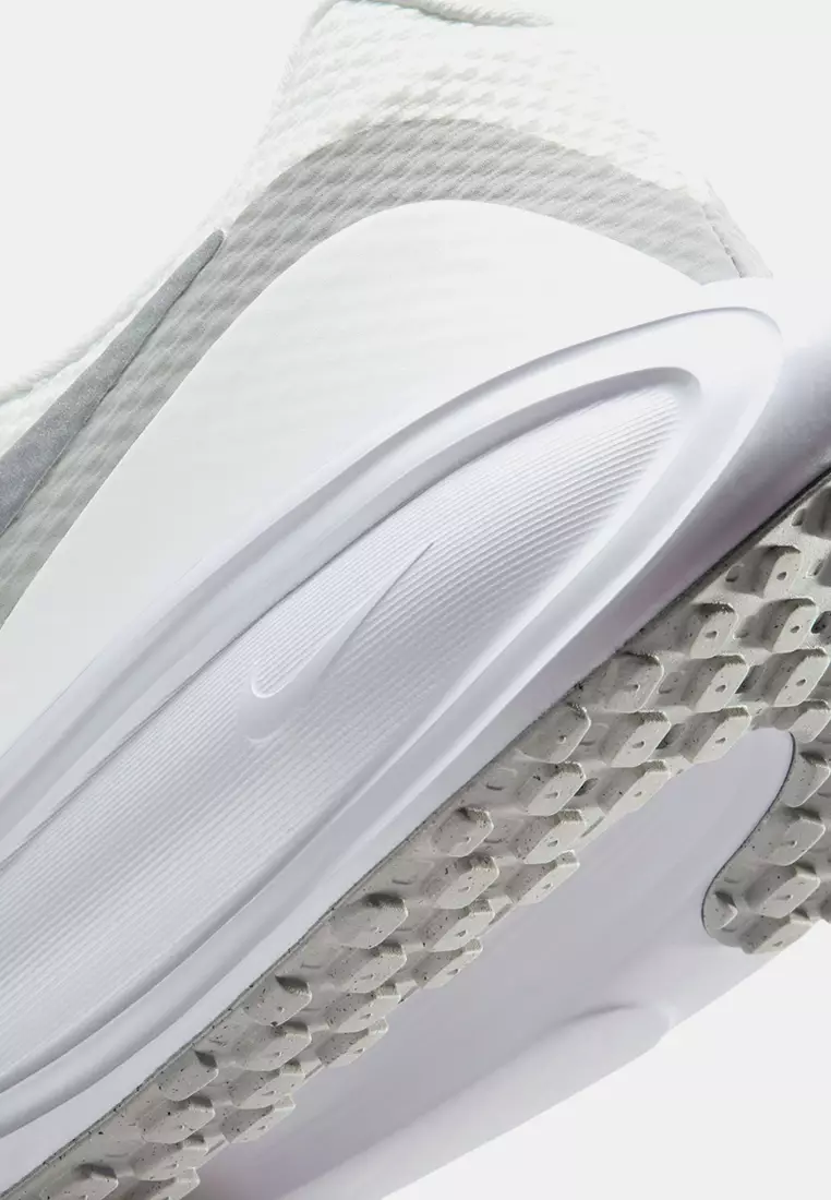 Revolution 8 Road Running Shoes