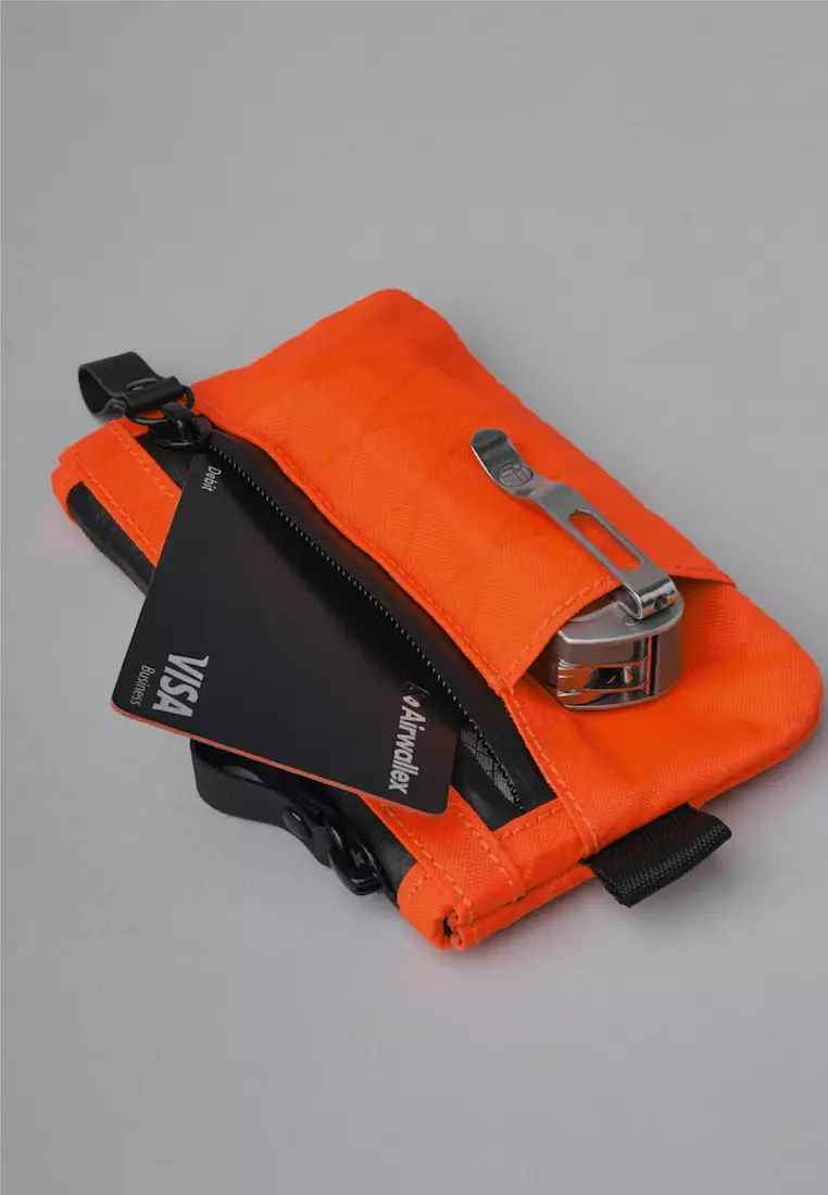 Alpaka Zip Cardholder - Cayenne RX30