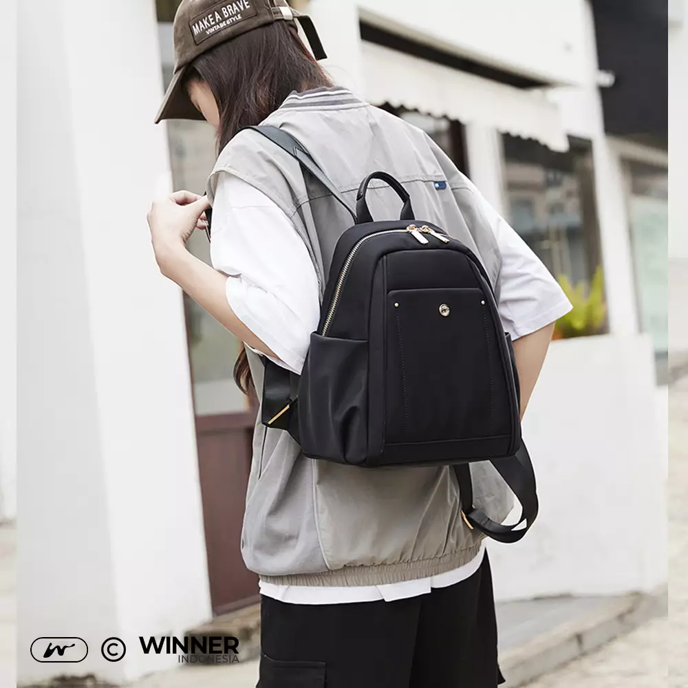 Tas Ransel Nylon Anti-Air Backpack Korean Style (T14-037-6136) - Hitam Medium