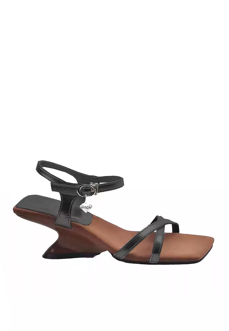 Discount on Twenty Eight Shoes  shoes - SKU: VANSA Fashion Crossover Wedge Sandals VSW-S-512