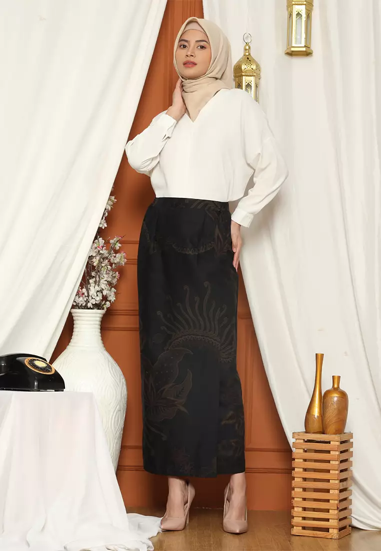 Enzy Batik Rok Batik Senapati - Black