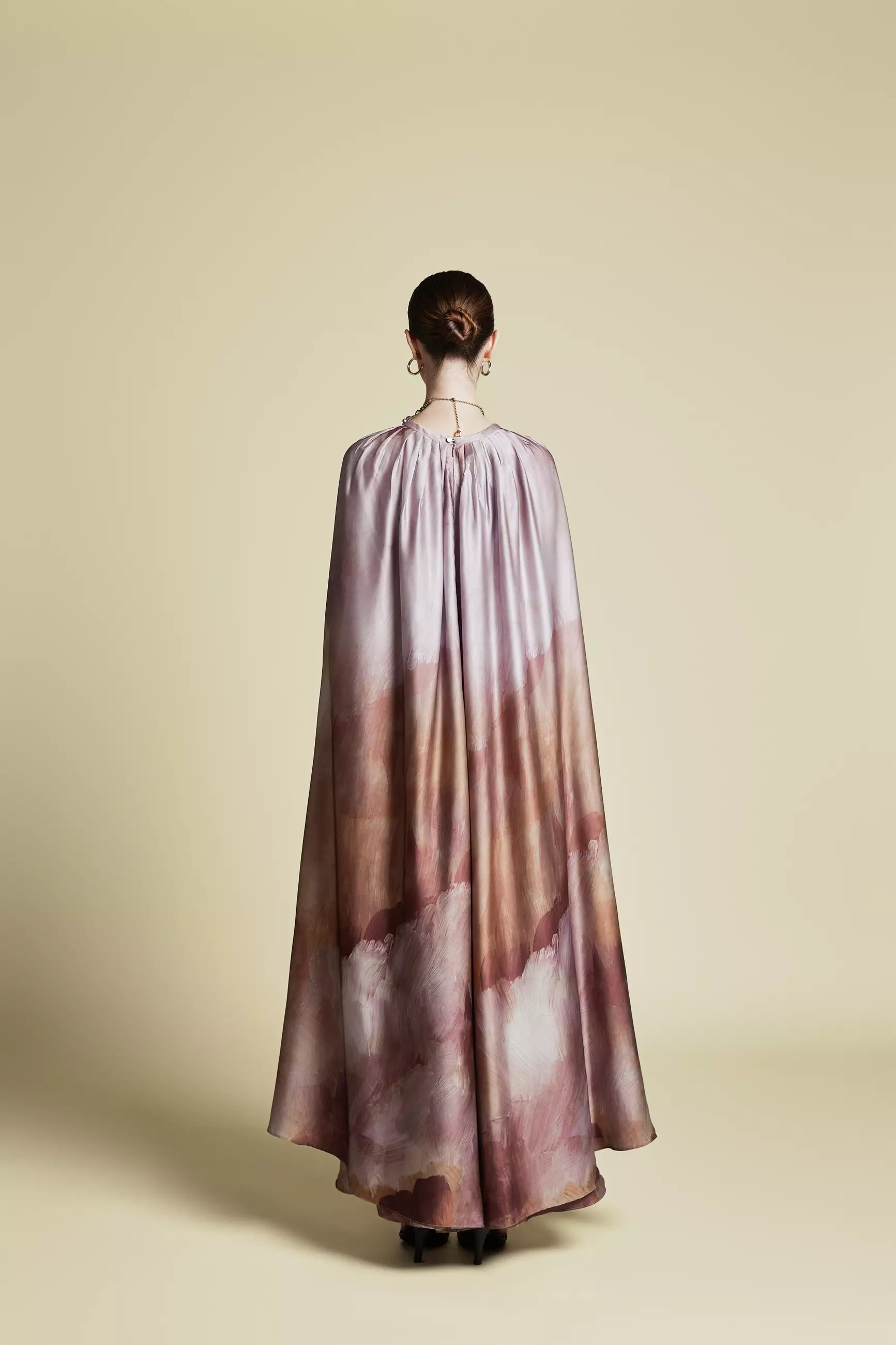 Demure Signature - Cape Kaftan in Italian silk Twill Abstract Brown - Dress