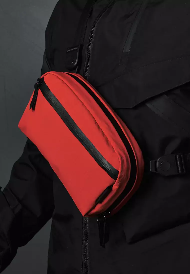 Alpaka Toiletry Bag - Red