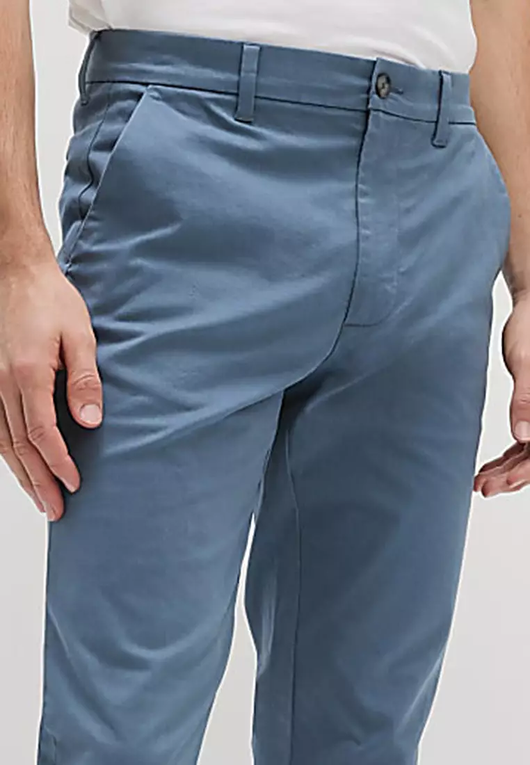 Slim Fit Stretch Chinos