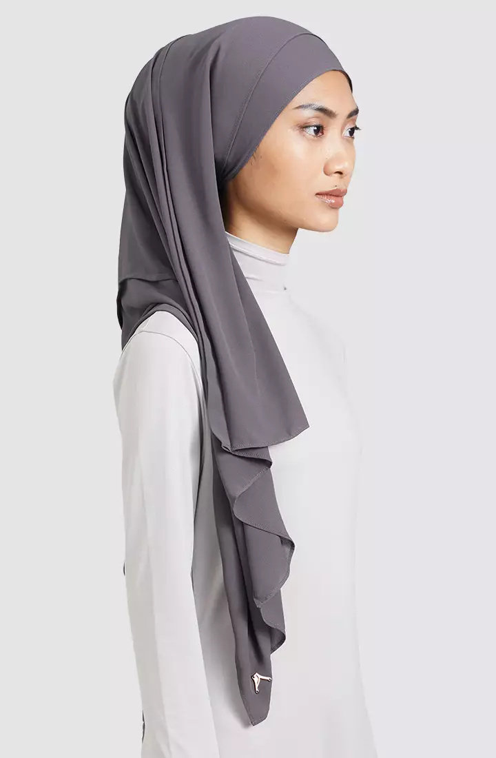 SHERA ORIKAMI – SLANTED DART SHAWL