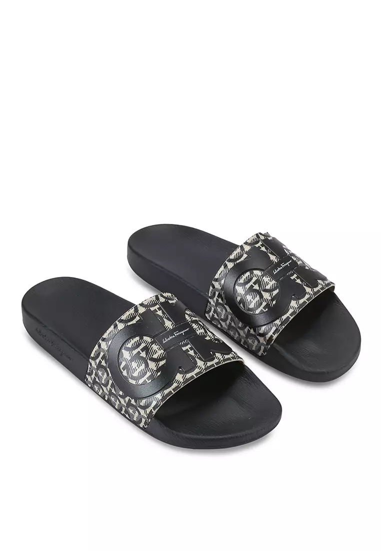 Buy Salvatore Ferragamo Groove Slipper Sandals ik Online