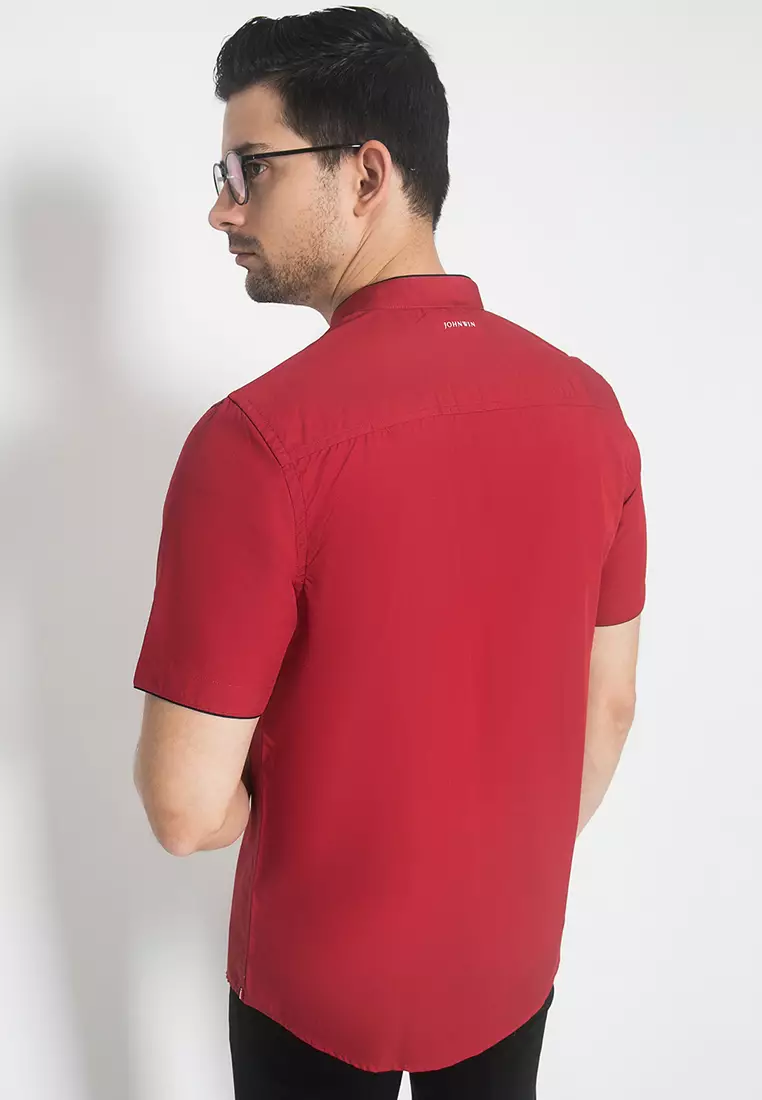 Johnwin - Kemeja Casual - Kemeja Pria - Kerah Shanghai - Merah - Slim Fit - ASH.670.K880.819.C - Free keychain