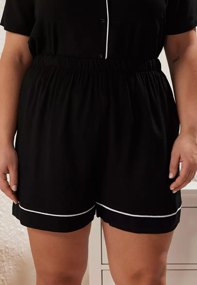 Black Piping Detailed Viscose Woven Pajama Set TBBSS25AI00016