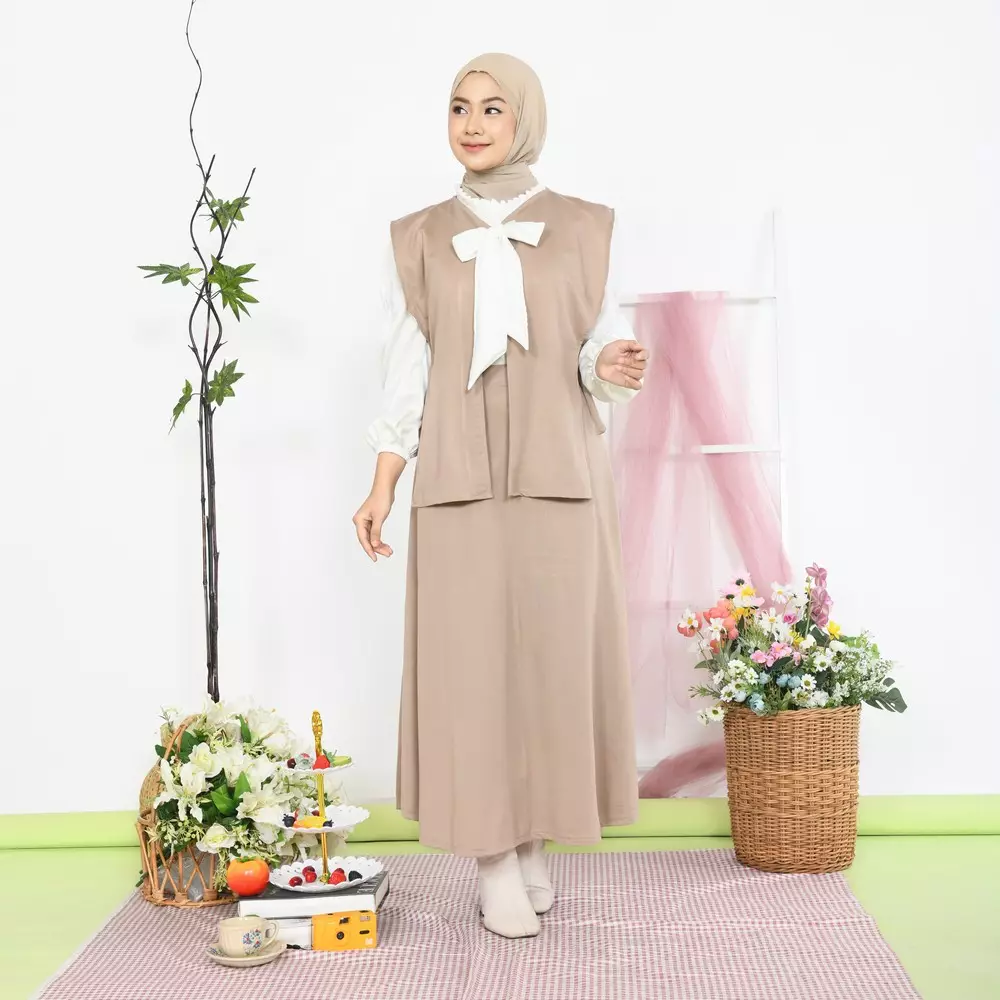 Amari One Set Vest Skirt - Khaki M19707 R39S6