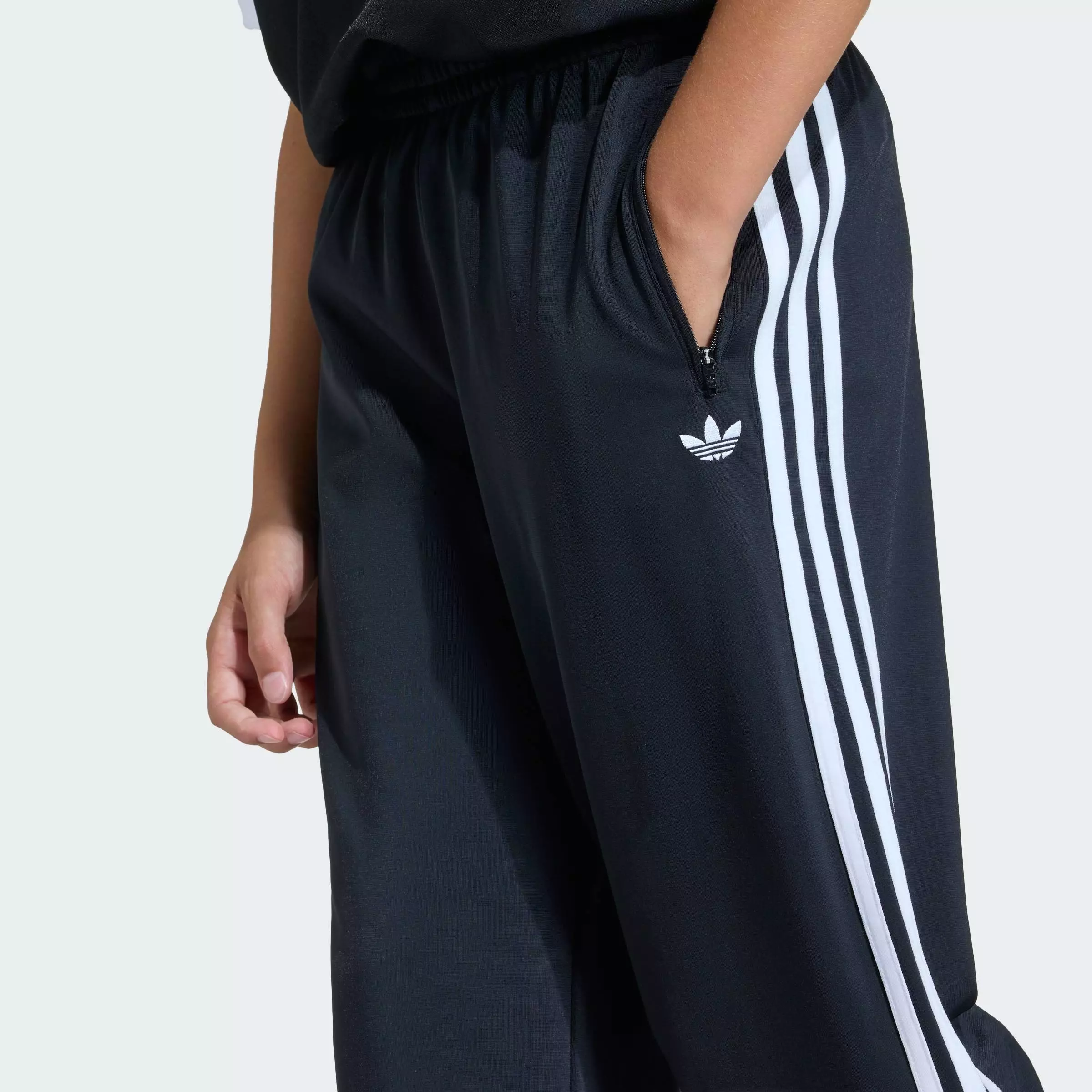 ウォーキング・ランニングウェア all blacks firebird track pant