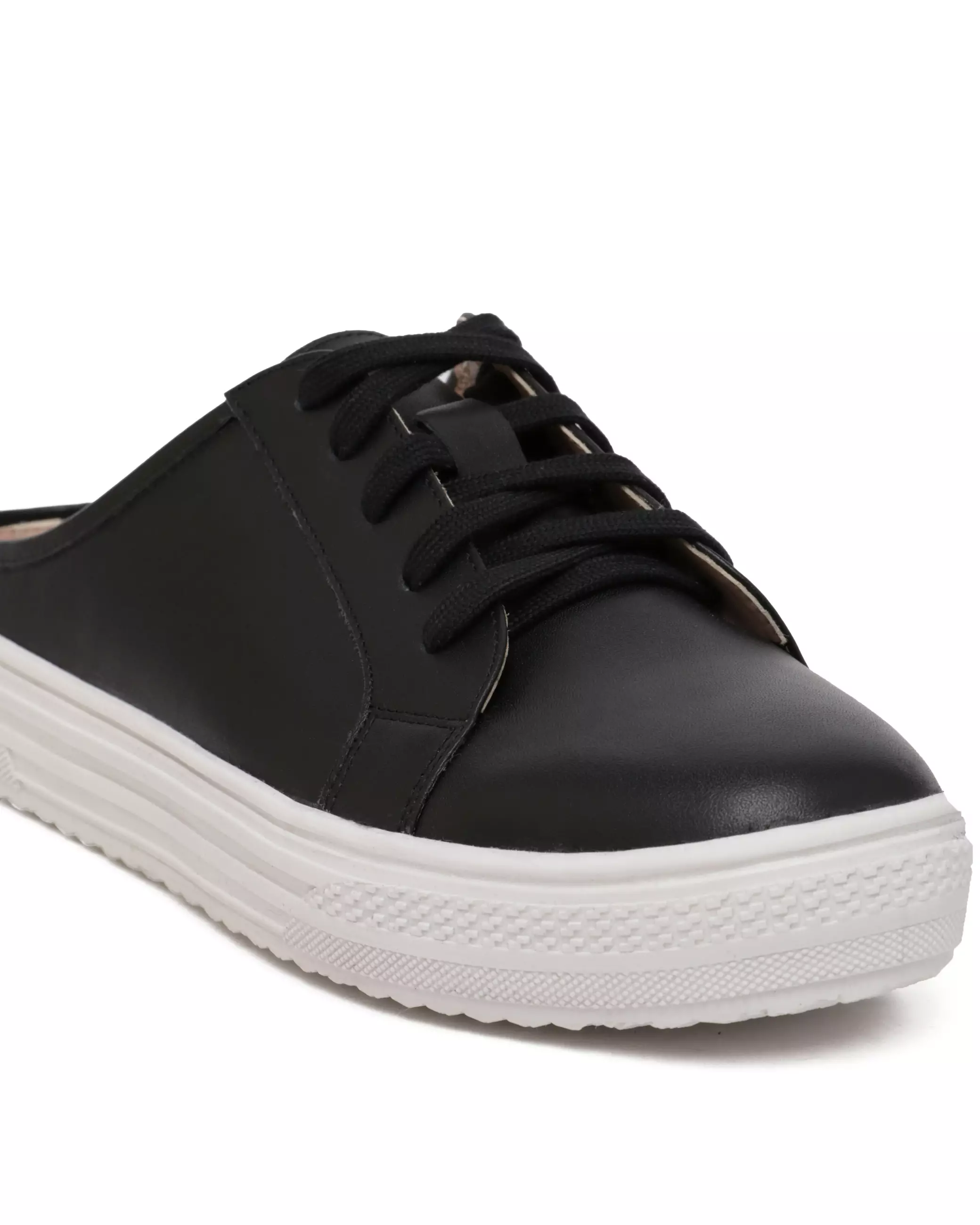 Buccheri Tara Mules Women Black