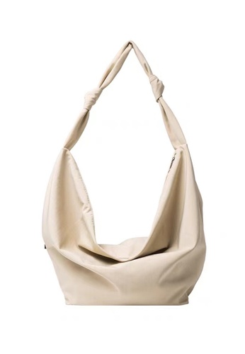 Sunnydaysweety Simple And Large-Capacity Nylon Shoulder Dumpling Bag  Ca22032108W 2023 | Buy Sunnydaysweety Online | ZALORA Hong Kong