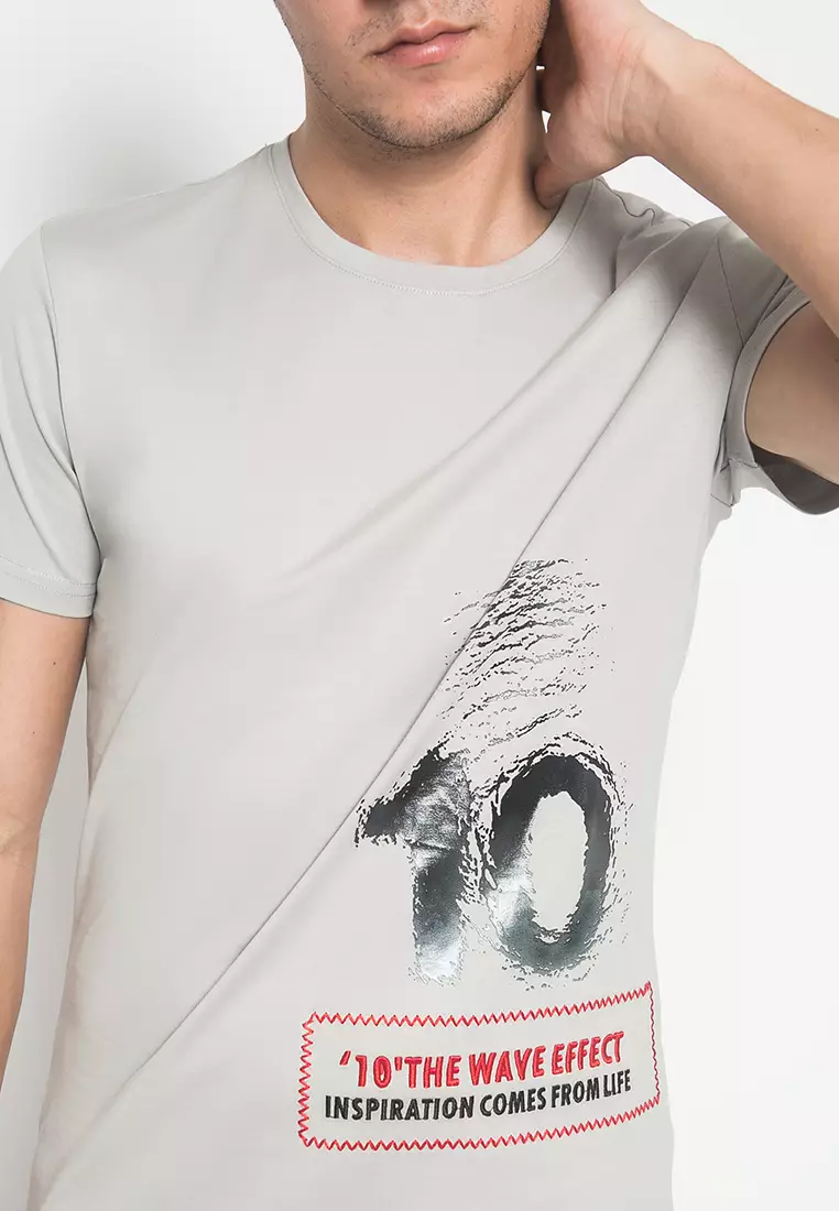 LGS - Kaos Casual Pria - Lengan Pendek - Gambar Sablon - JTS.328.N2966F.01.C