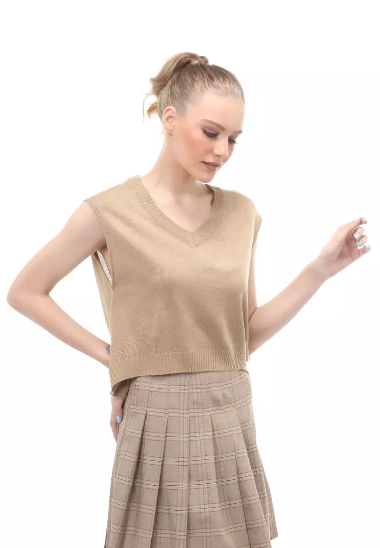 Vest Knit Atasan Wanita Sleeves Kerah V-neck Design Simple - Cream