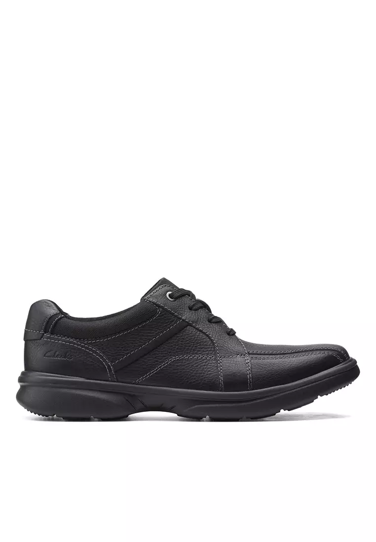 Clarks hot sale shoes newmarket