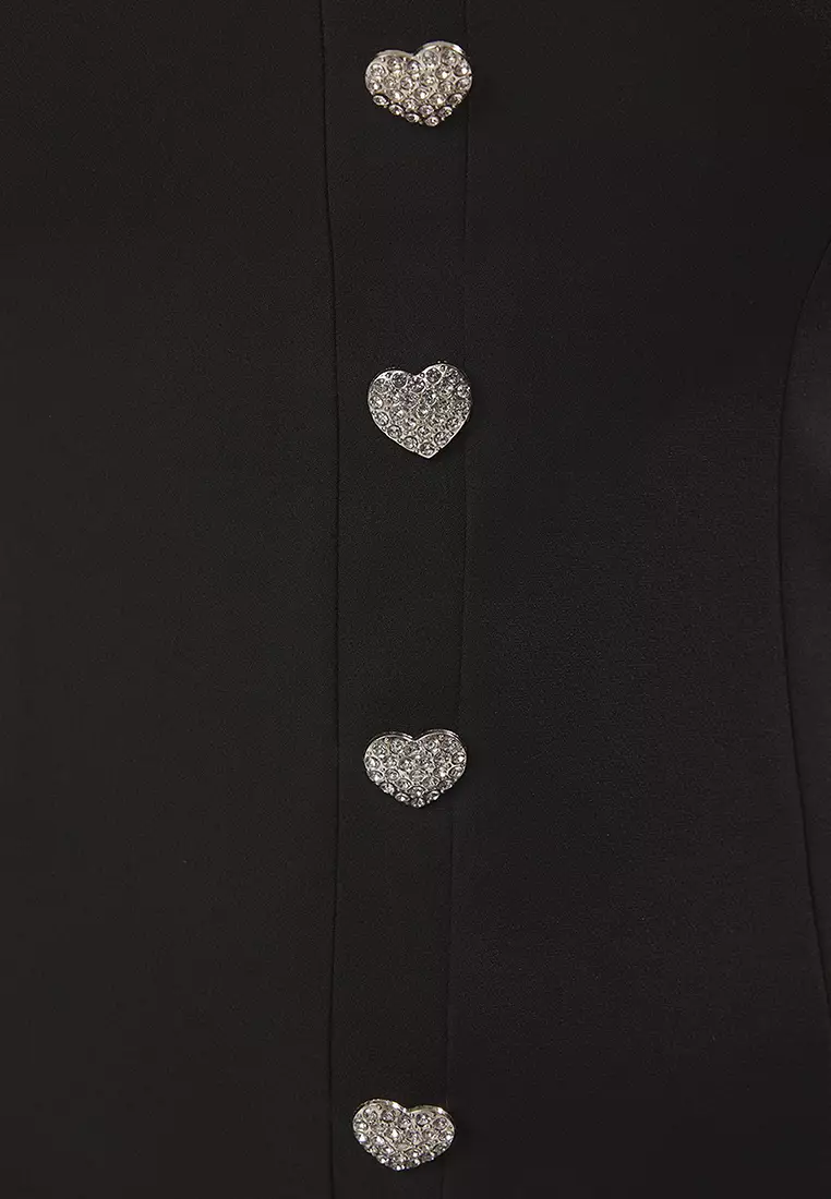 Black Stone Heart Button Adjustable Suspended Woven Plus Size Blouse TBBSS25AF00096