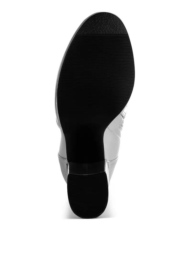 銀色金屬皮革長靴