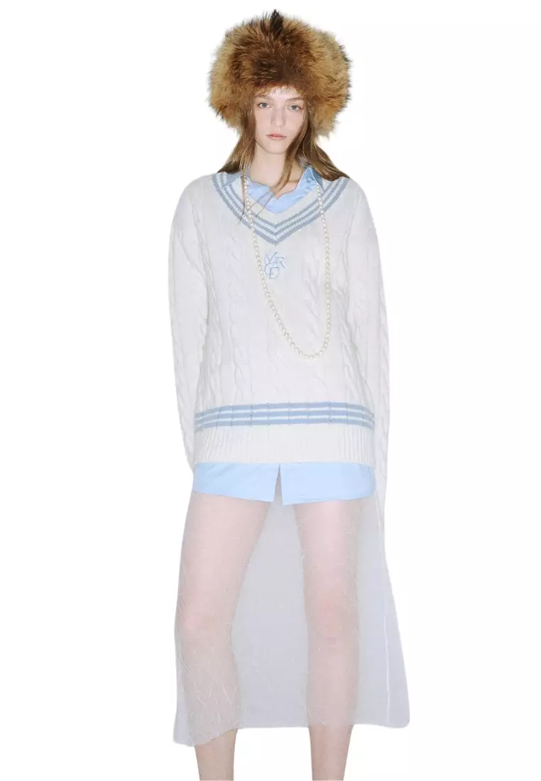 Cashmere Blended Cable Oversize V Neck - Ivory Sky