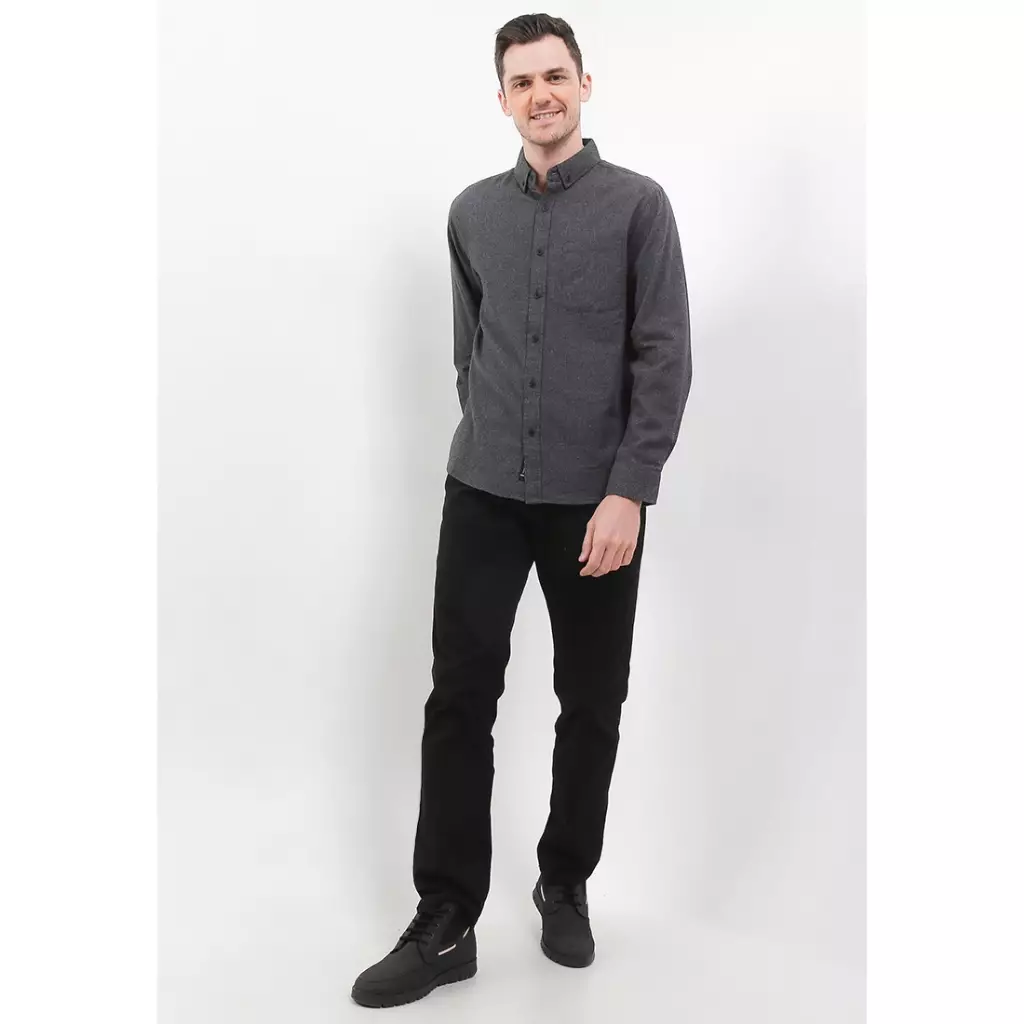 TRIPLE Kemeja Flanel Lengan Panjang Slim Fit (LS 530)