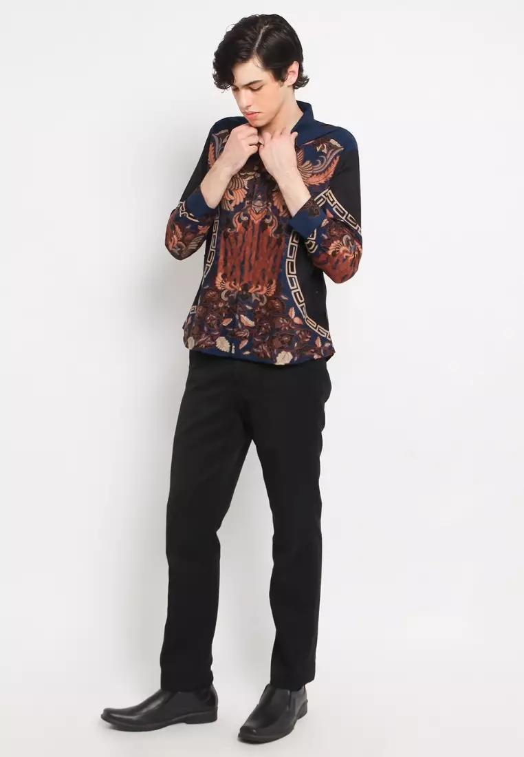 Kemeja Batik Pria Premium Slimfit Elegant Modern Lengan Panjang Blu Megasa