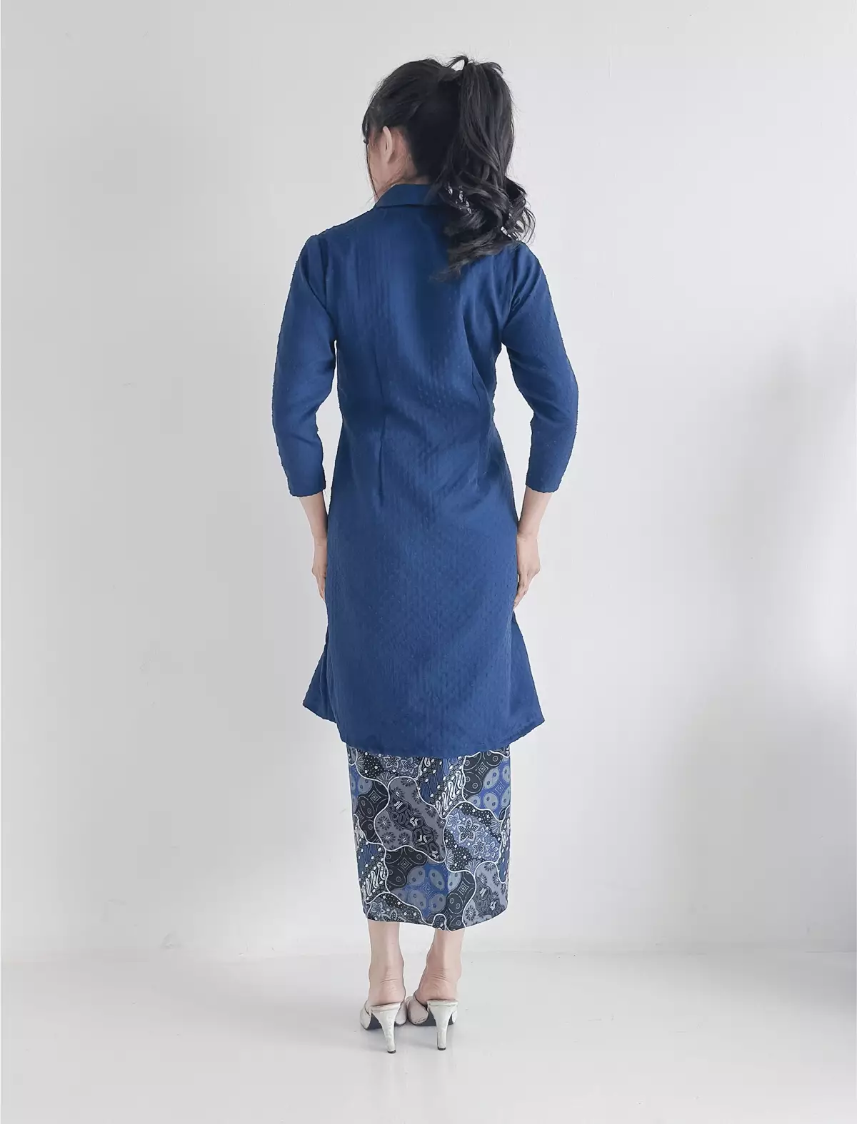 Chandani Blue Kebaya Panjang