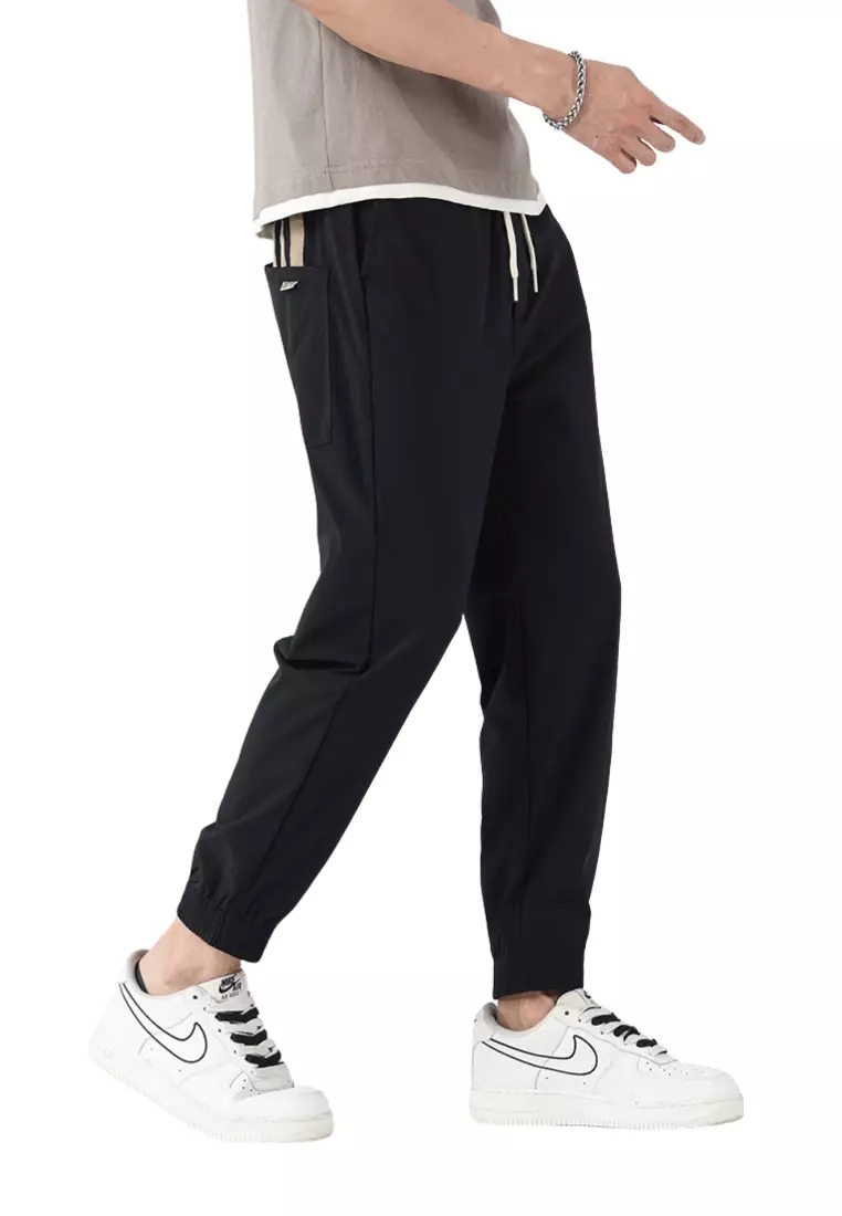 Nike sweatpants with outlet drawstring ankles