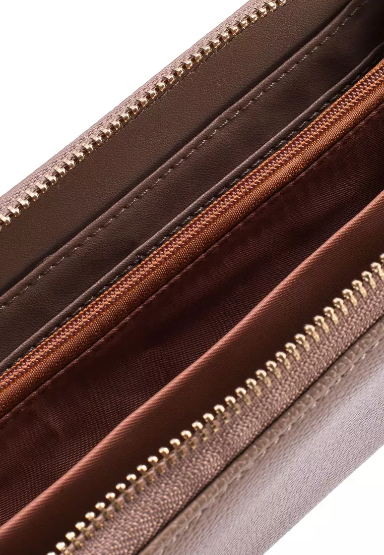 Textured Ladies Zip-Up Wallet