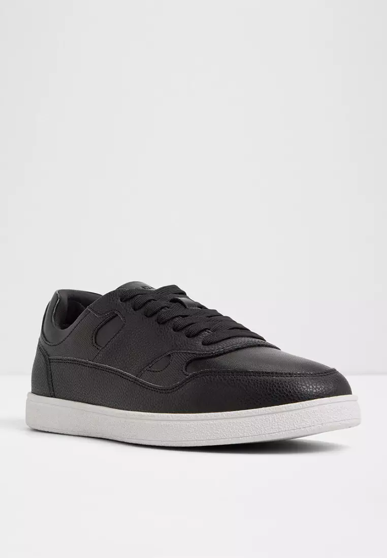 Curtis Low-Top Sneakers