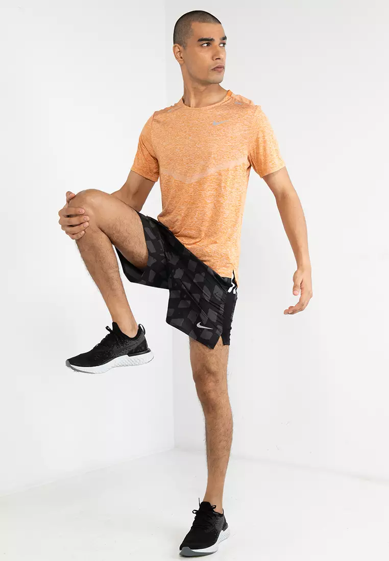 Nike 365 rise store