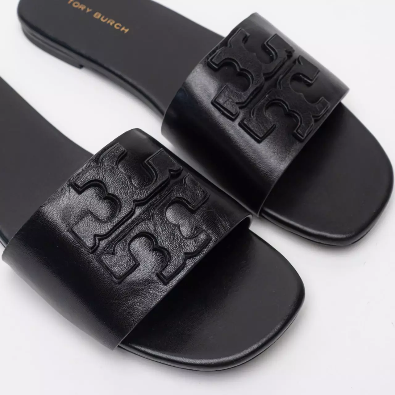 Jual TORY BURCH Tory Burch Ines Flat Sandals All Black Original 2024