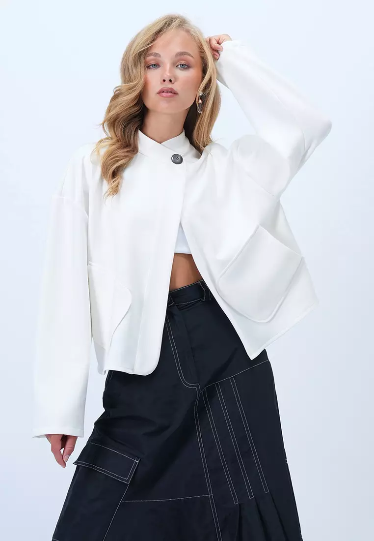 Buttoned Collar Poncho Jacket