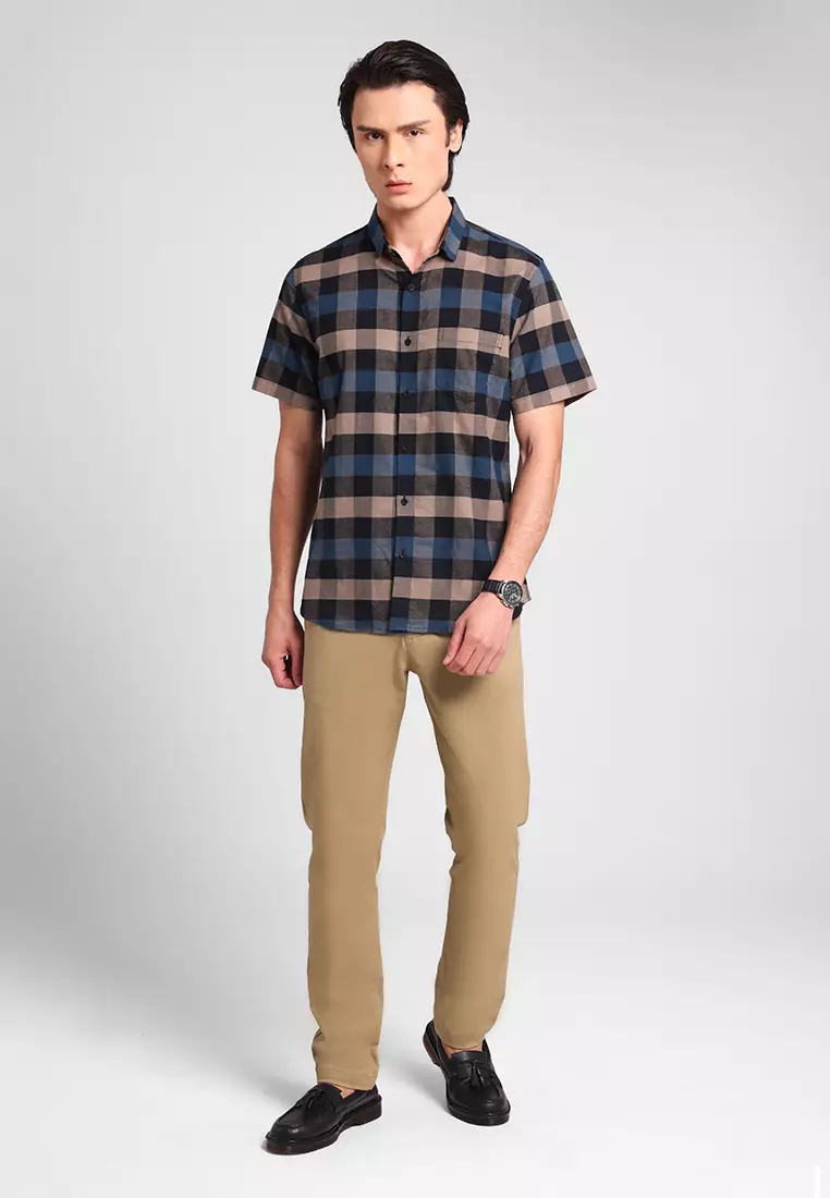 Manzone Kemeja Lengan Pendek Pria Slim Fit Rodrick 6 - Black