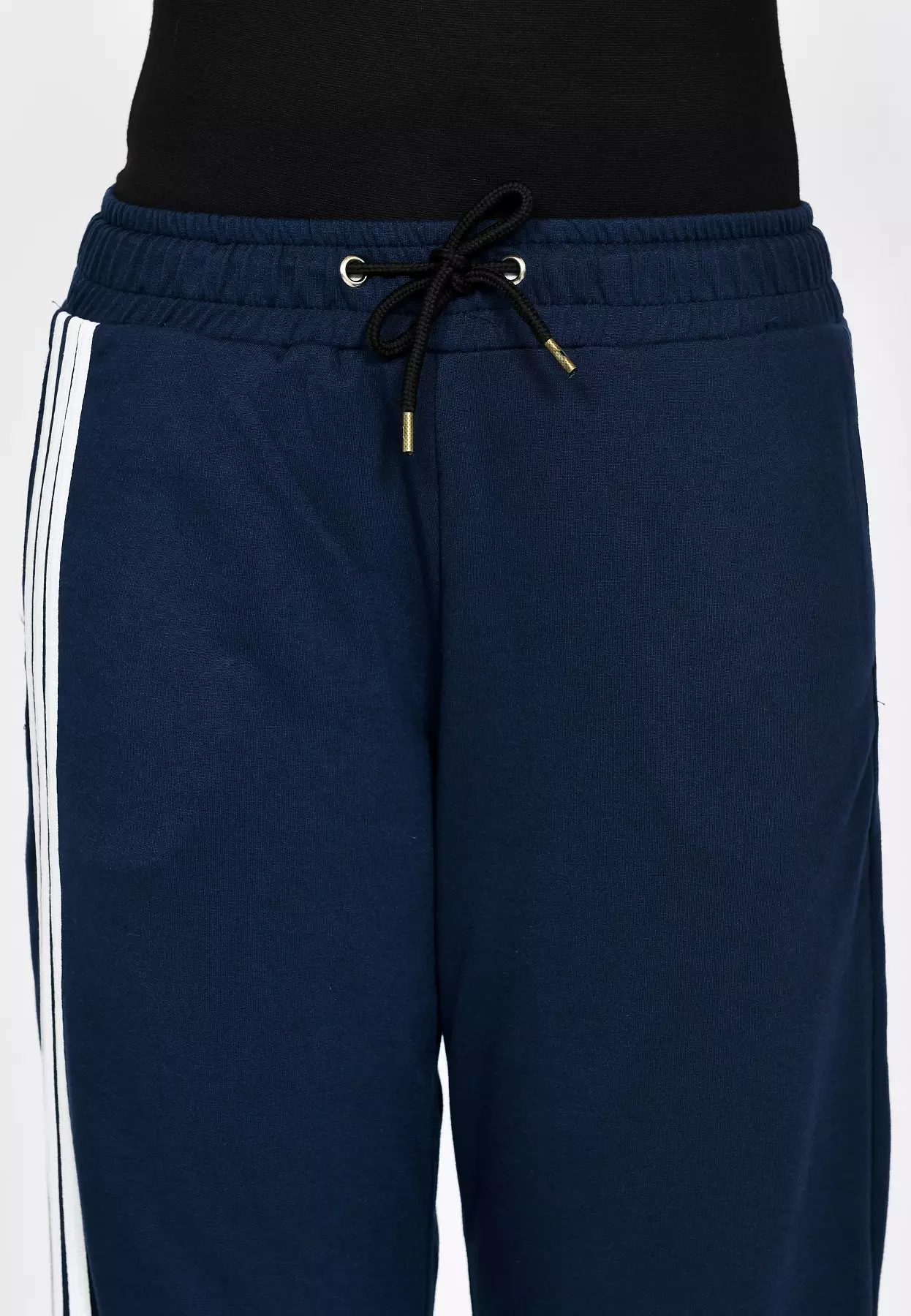 Setelan Training Alena 2