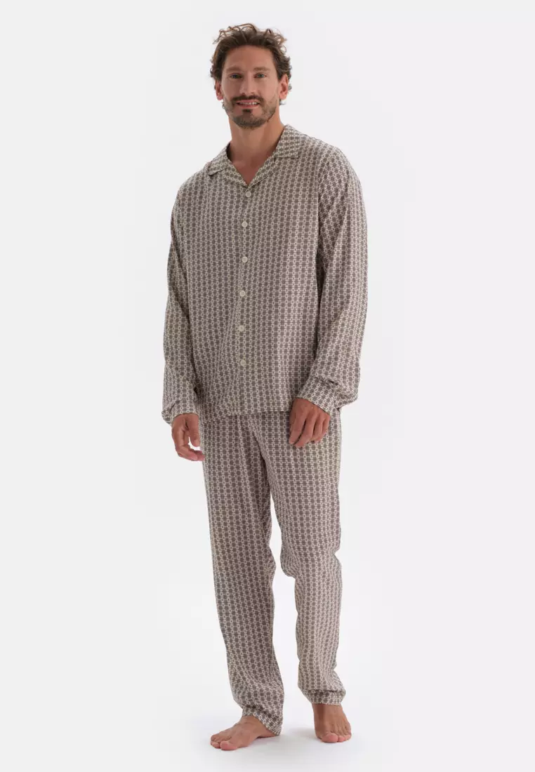 Shop Men s Loungewear Online ZALORA SG