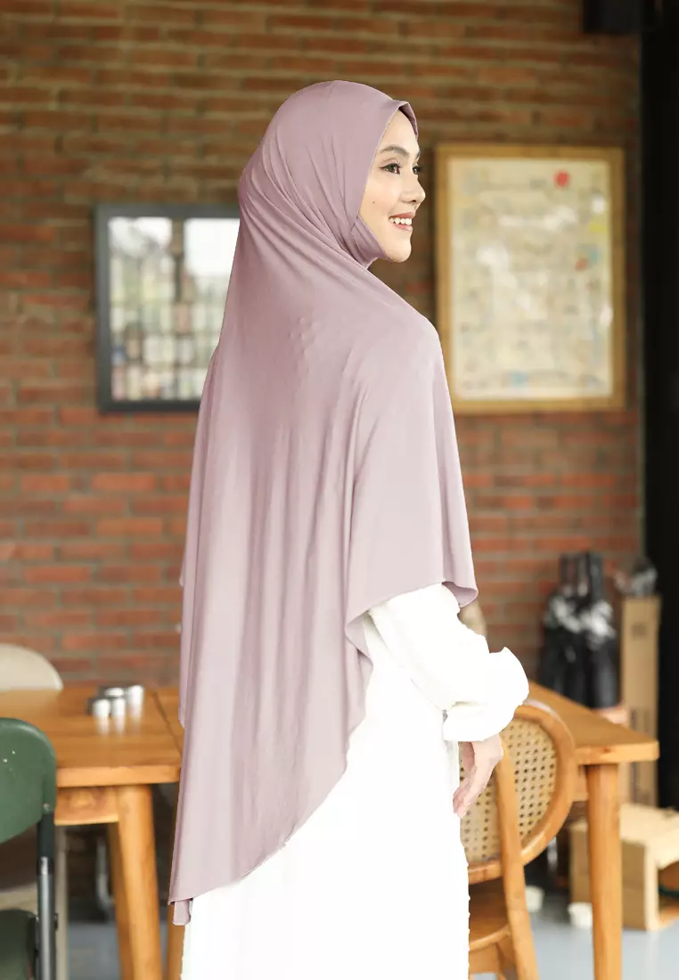 Cotton Bee - Lanna Bergo Malay | Hijab Instan Syari | Kerudung - Lotus