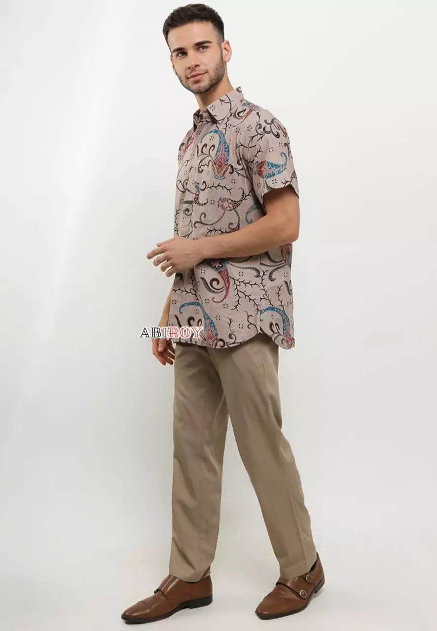 Kemeja Batik Pria Premium Slimfit Elegant Modern Lengan Pendek Dihyan