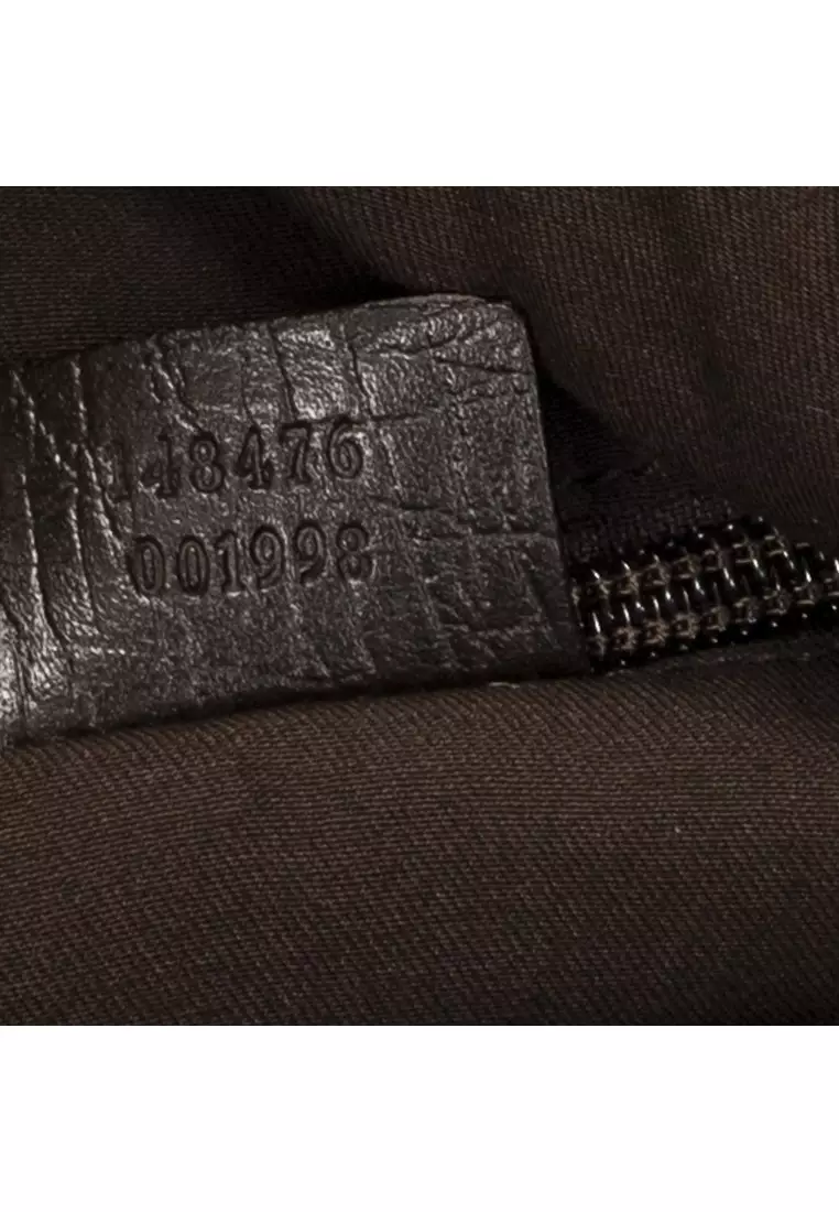 Pre-Loved Zip Lock Messenger