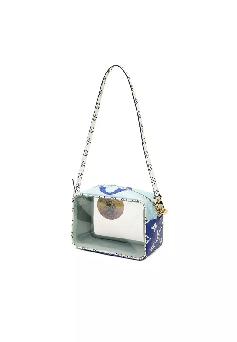 Pre-Loved Louis Vuitton Monogram Giant Beach Pouch