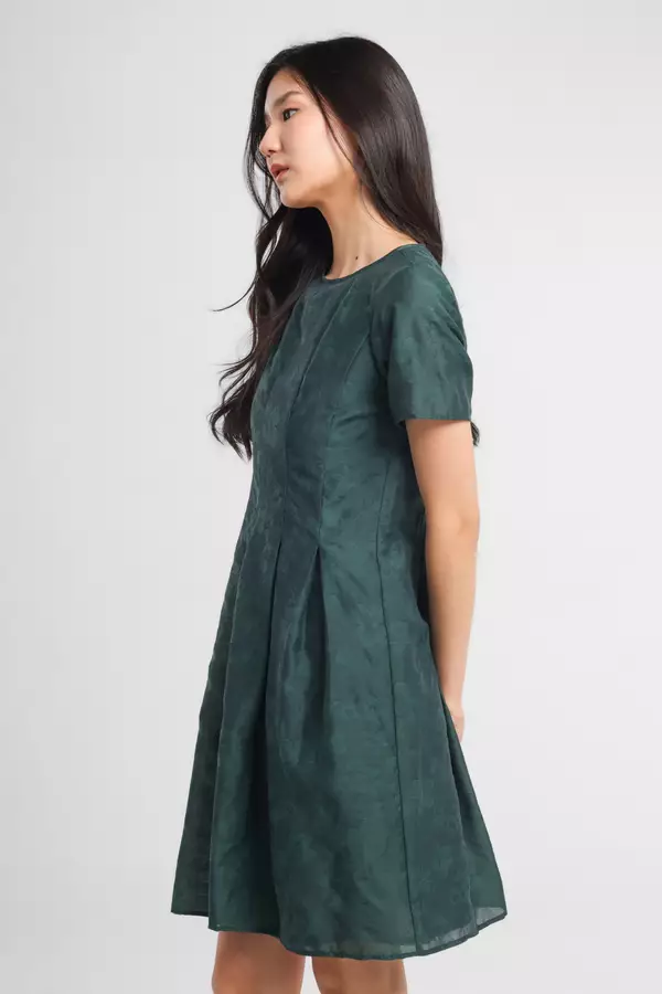 Minimal x Marsha Aruan - Beyle - Fit & Flare Dress - Green Warna Green