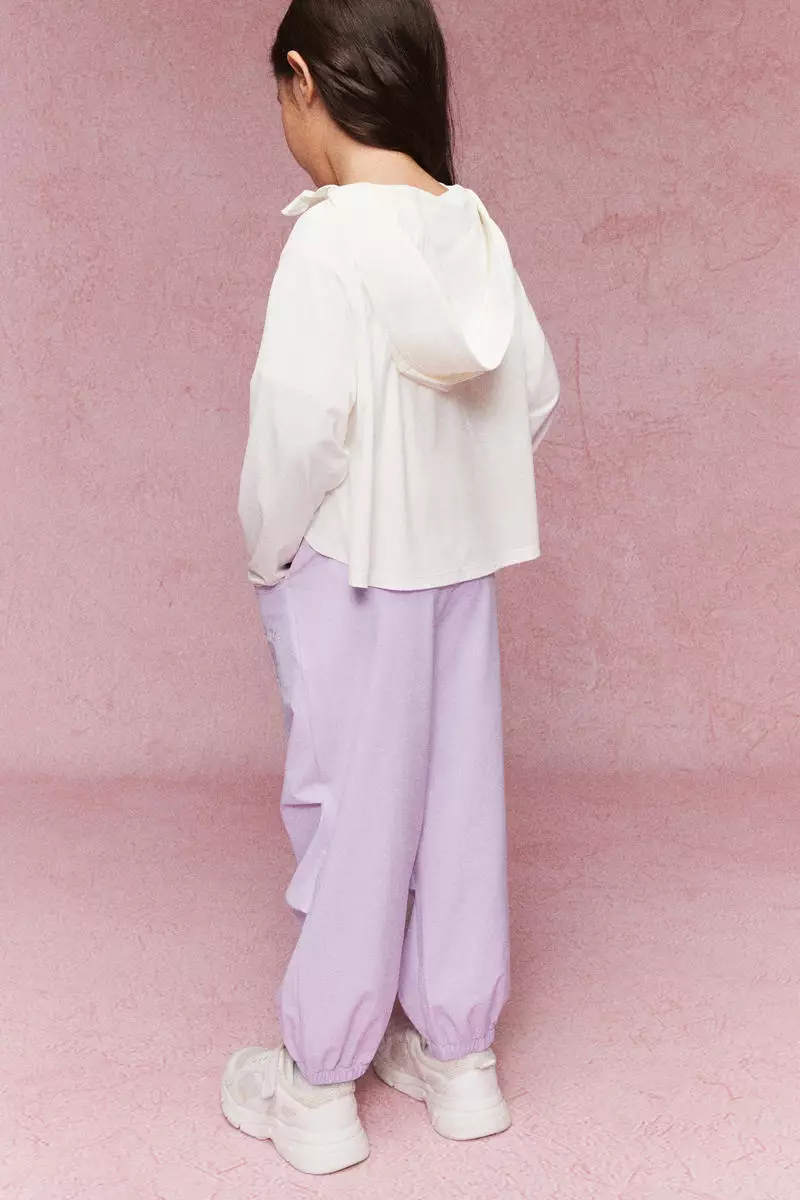 Print-motif trousers