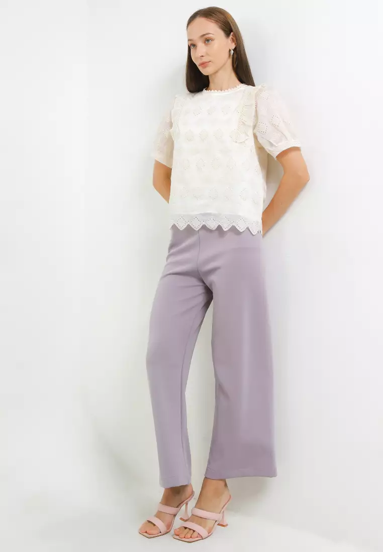 S/S Side Flap Emb Blouse