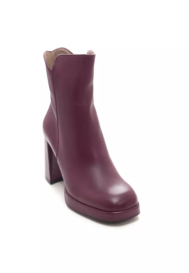 Elegant 2025 ankle boots