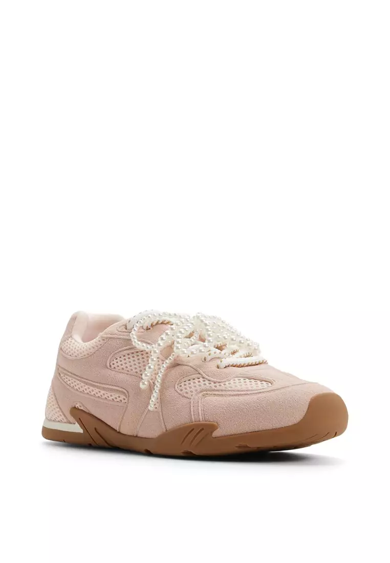 Pixelle Sneakers