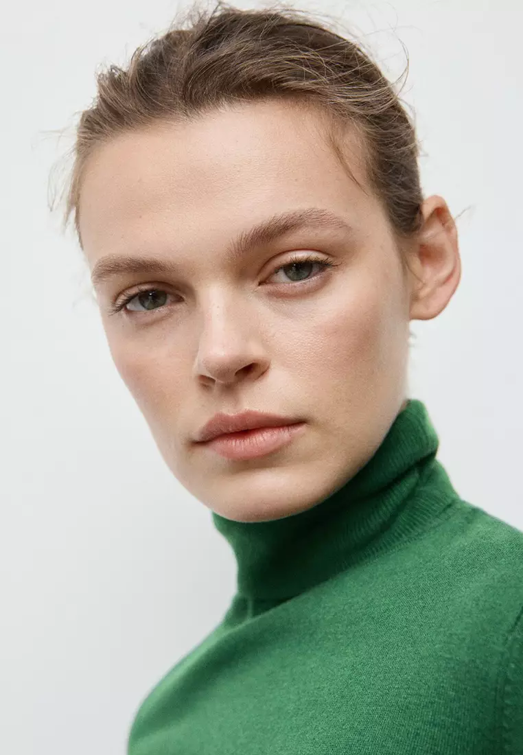 Turtleneck Knitted Sweater